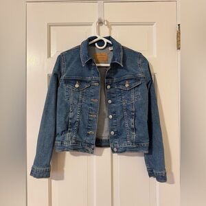 Levi Strauss & Co. Women’s Jean Jacket Size XS